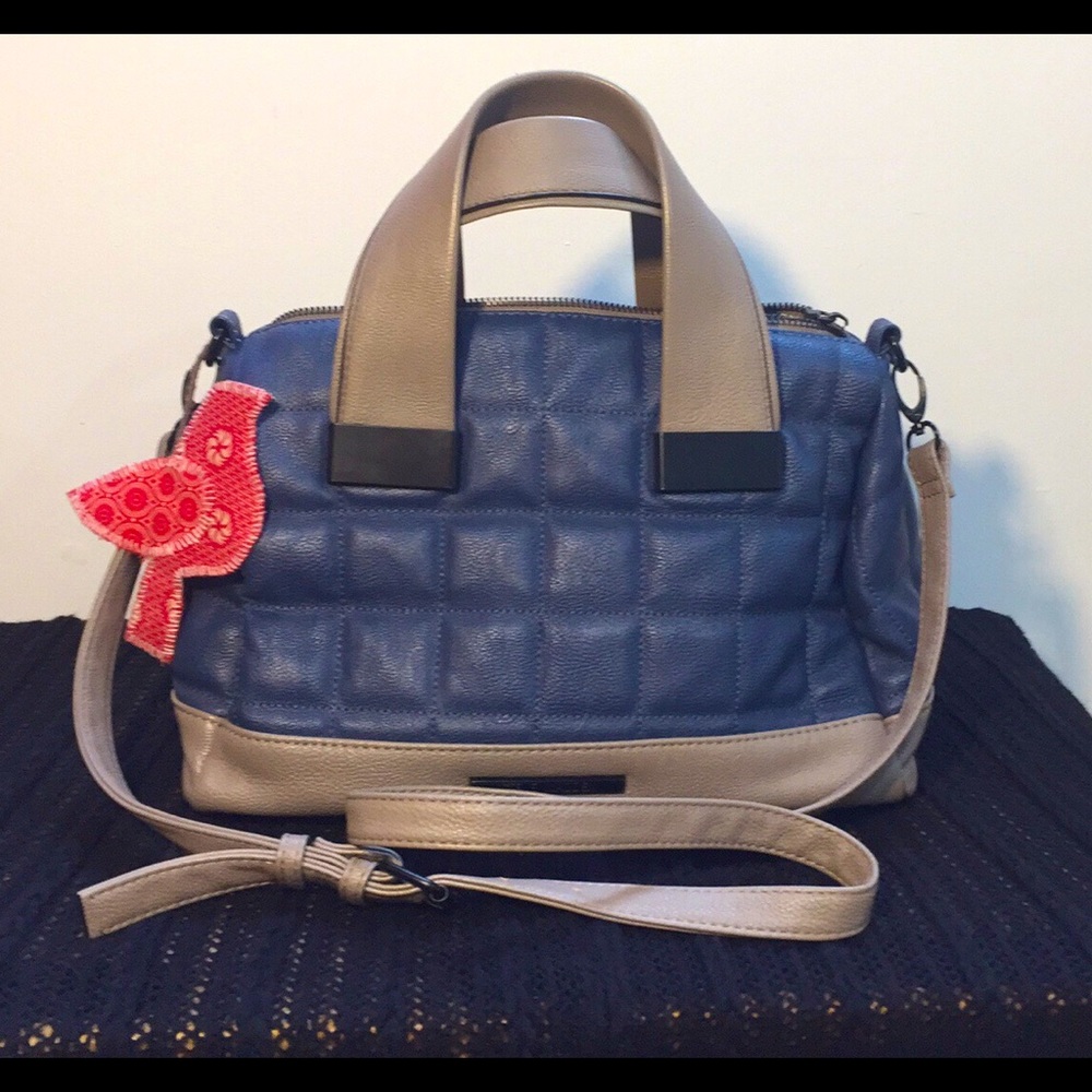 Steve Madden Padded Blue And Taupe Purse